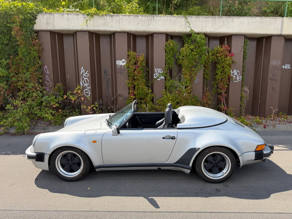 Porsche 911 Carrera 3.2 Speedster