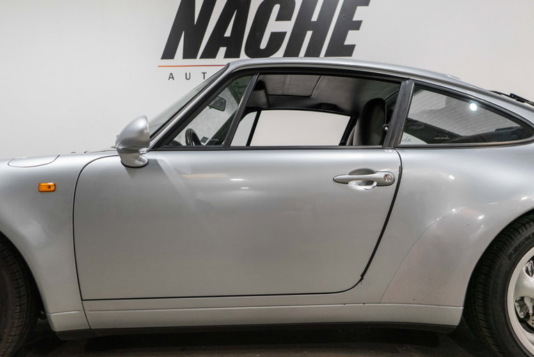 Porsche 993 Carrera 4