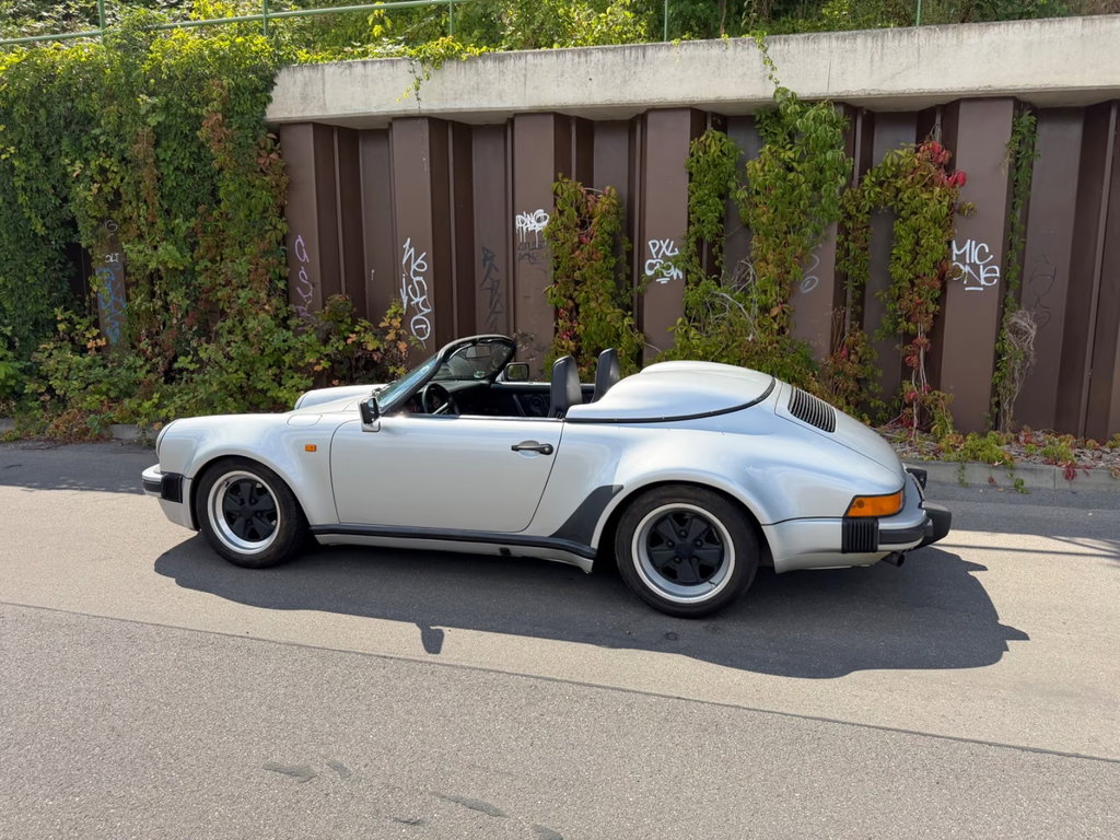 Porsche 911 Carrera 3.2 Speedster