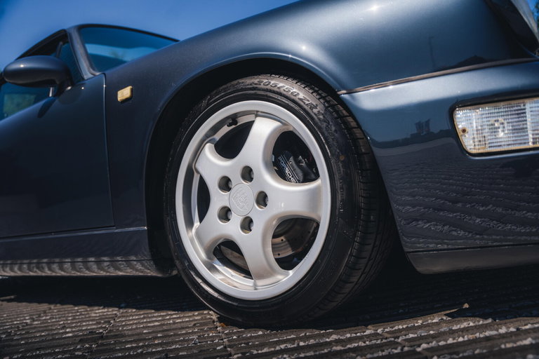 Porsche 964 Carrera 2