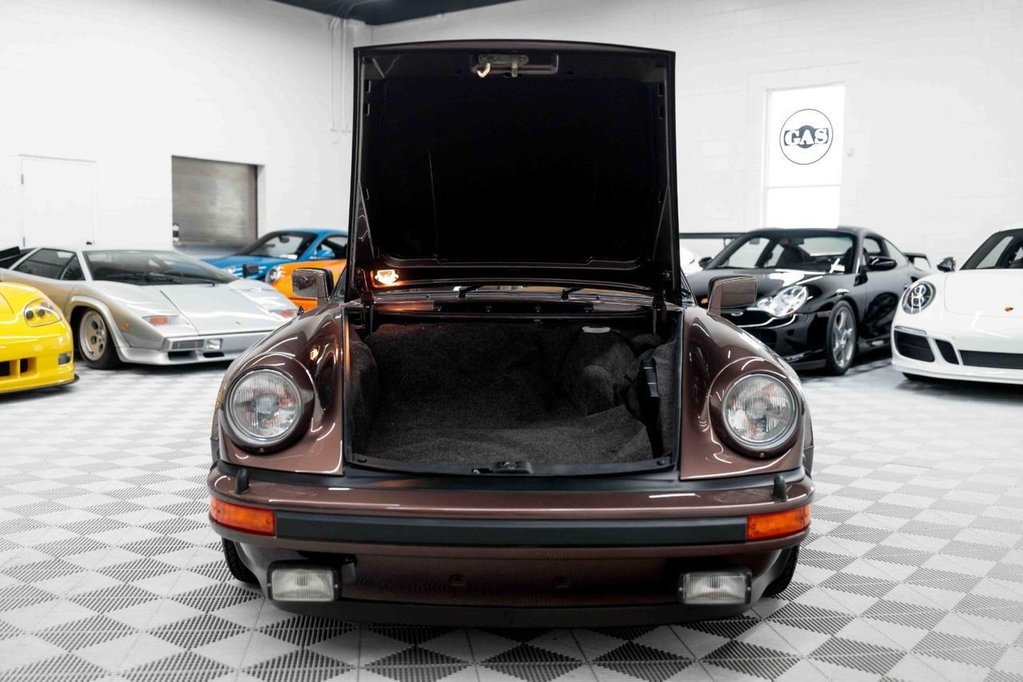 Porsche 911 Turbo 3.0 (US)