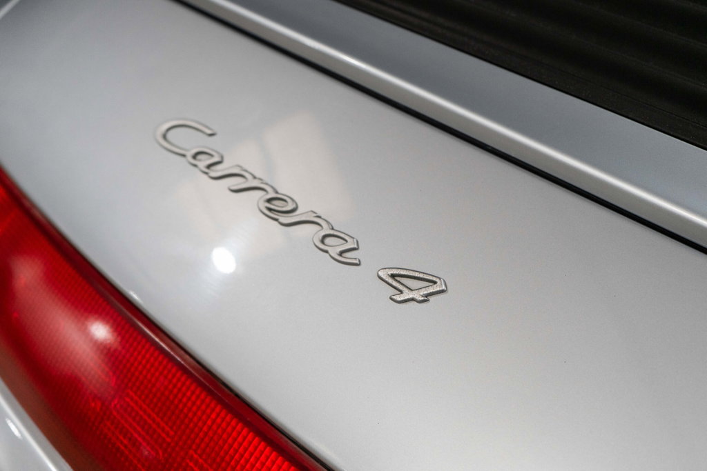 Porsche 993 Carrera 4