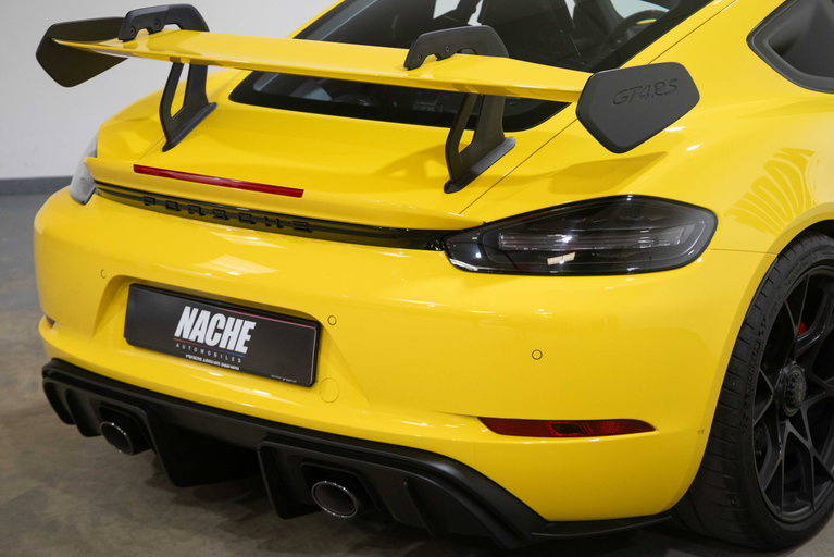 Porsche 718 Cayman GT4 RS