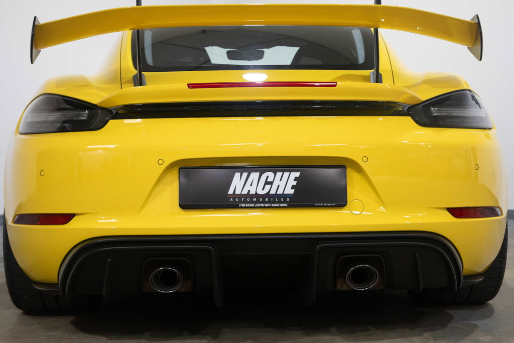 Porsche 718 Cayman GT4 RS