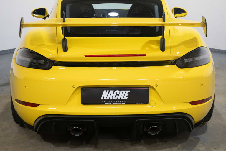 Porsche 718 Cayman GT4 RS