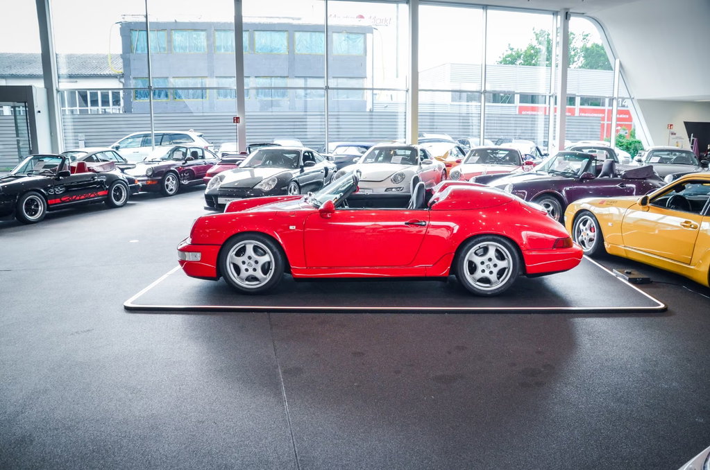 Porsche 964 Carrera 2 Speedster