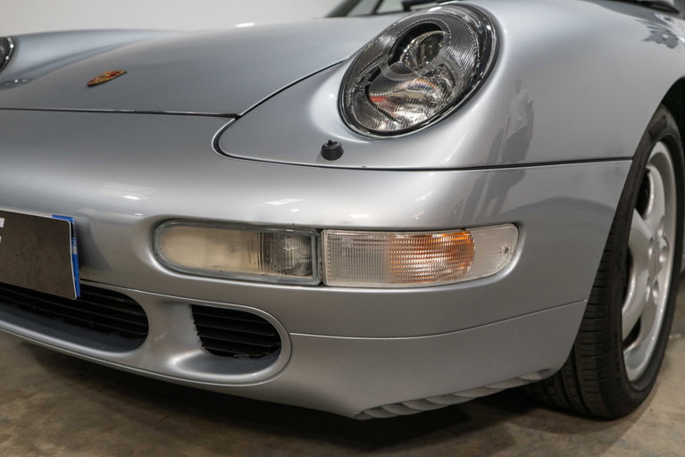 Porsche 993 Carrera 4