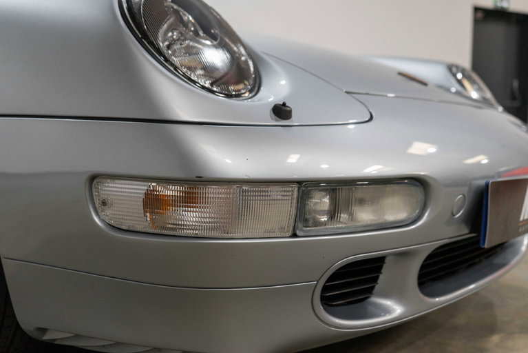 Porsche 993 Carrera 4