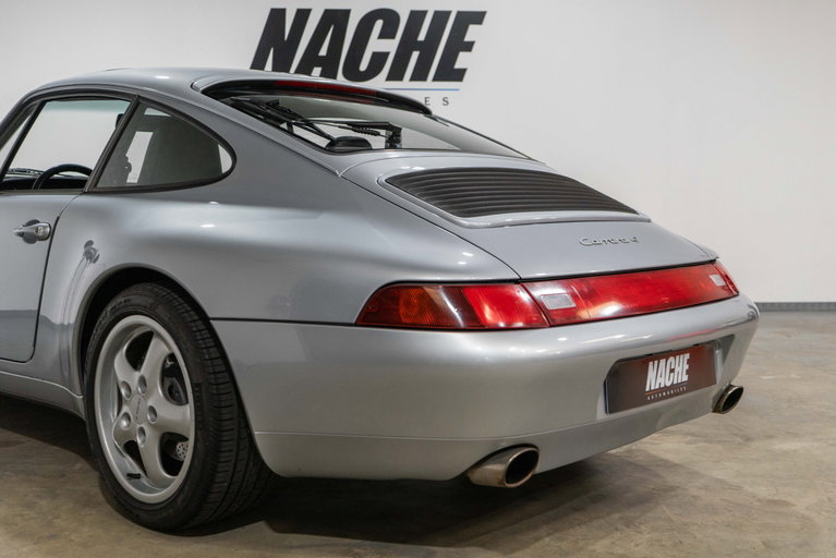 Porsche 993 Carrera 4