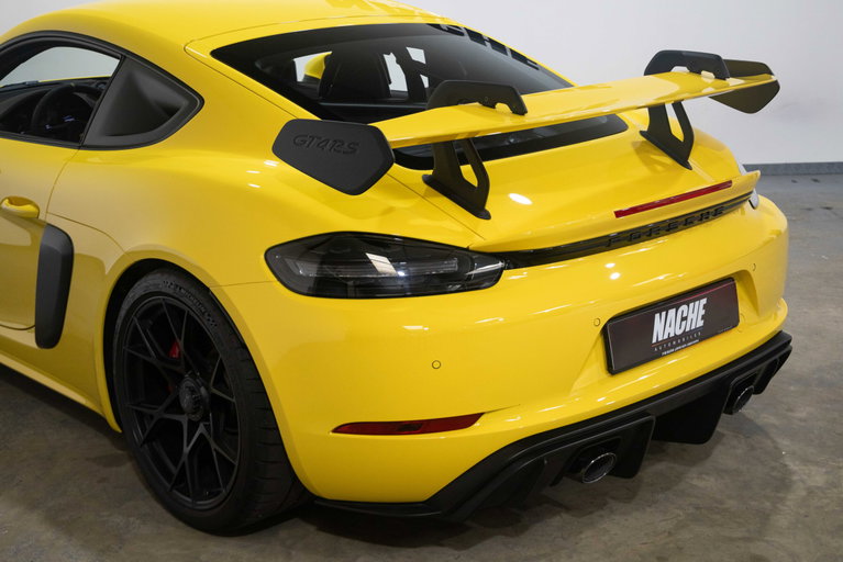 Porsche 718 Cayman GT4 RS
