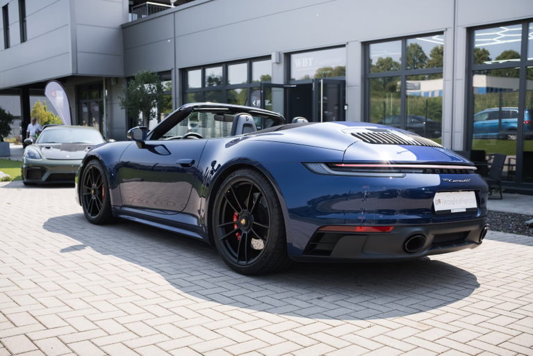 Porsche 992 Carrera GTS