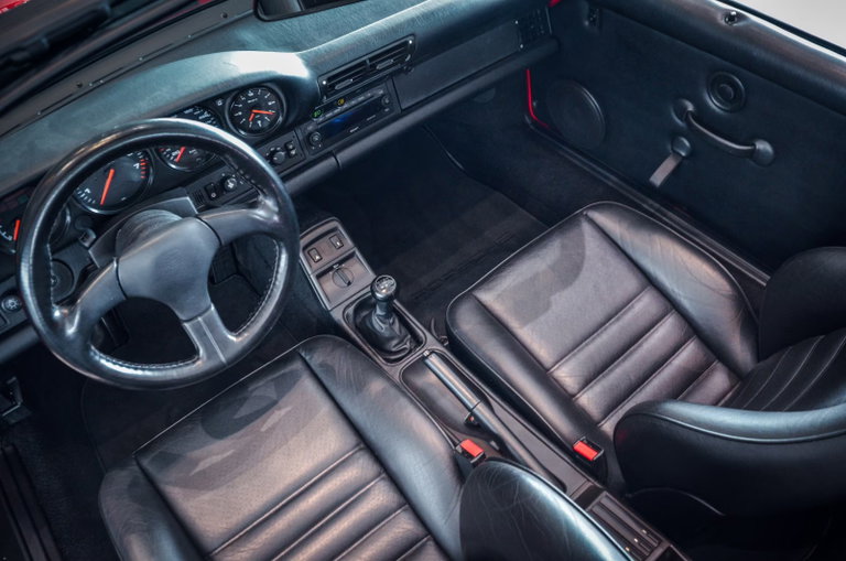 Porsche 964 Carrera 2 Speedster