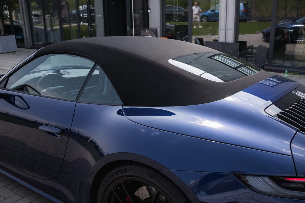 Porsche 992 Carrera GTS