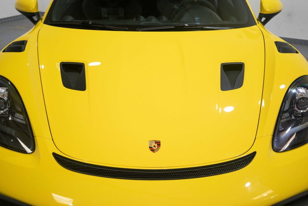 Porsche 718 Cayman GT4 RS