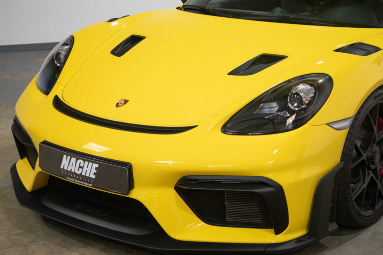Porsche 718 Cayman GT4 RS