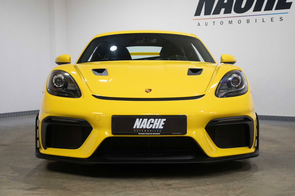 Porsche 718 Cayman GT4 RS