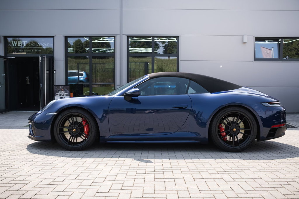 Porsche 992 Carrera GTS