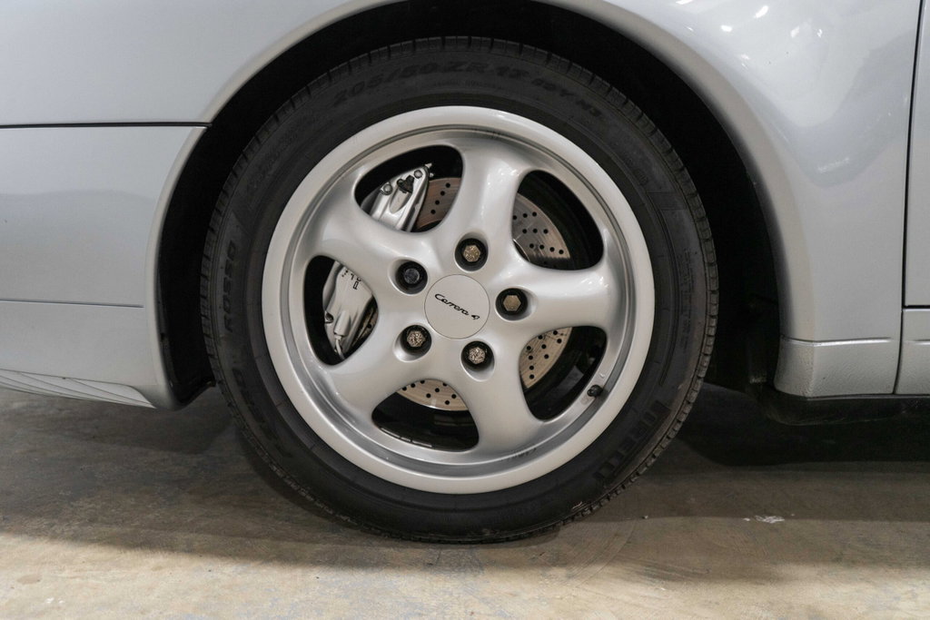 Porsche 993 Carrera 4