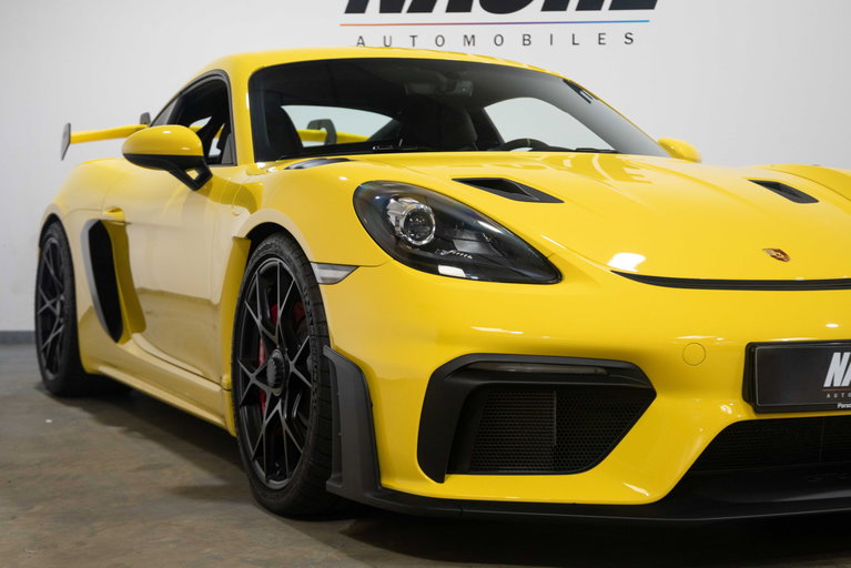 Porsche 718 Cayman GT4 RS