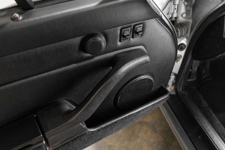 Porsche 993 Carrera 4