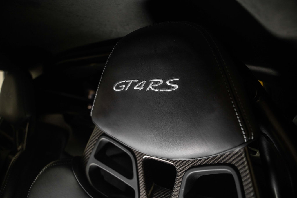 Porsche 718 Cayman GT4 RS