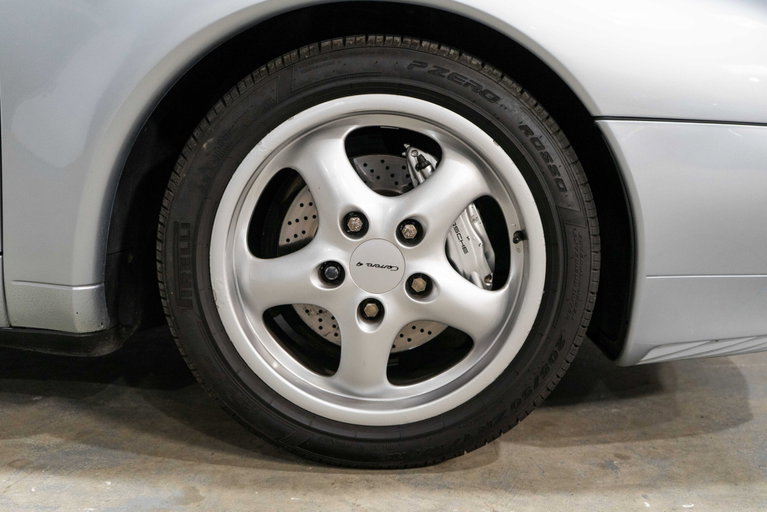 Porsche 993 Carrera 4