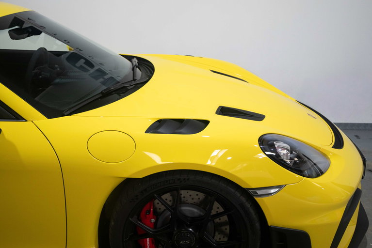 Porsche 718 Cayman GT4 RS