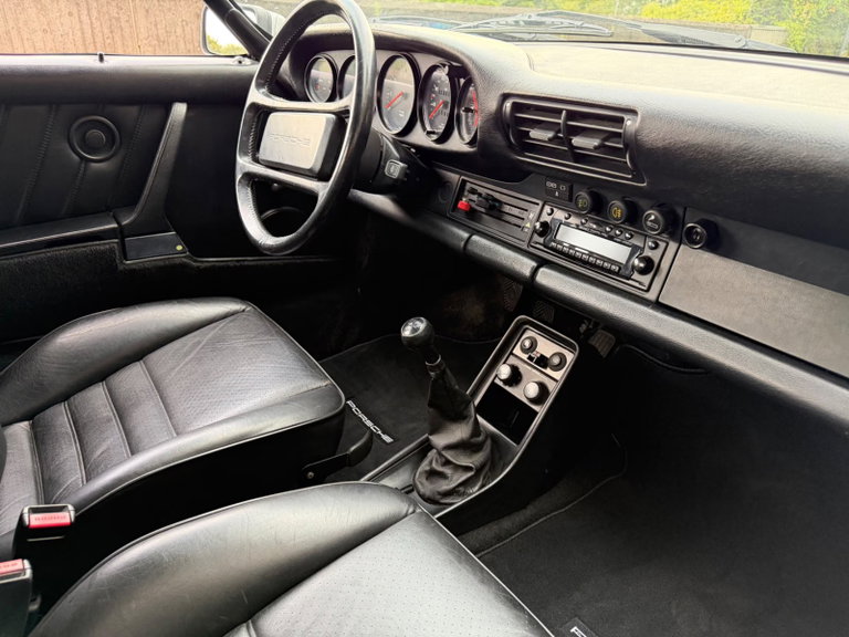 Porsche 911 Carrera 3.2 Speedster