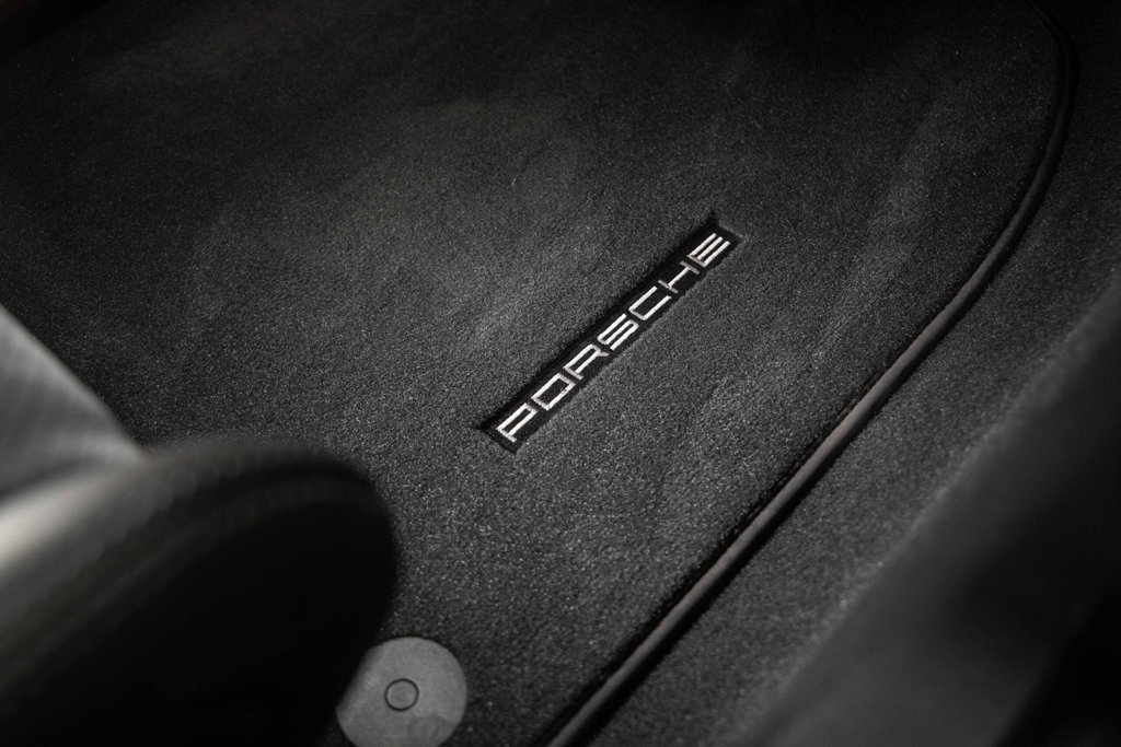 Porsche 718 Cayman GT4 RS