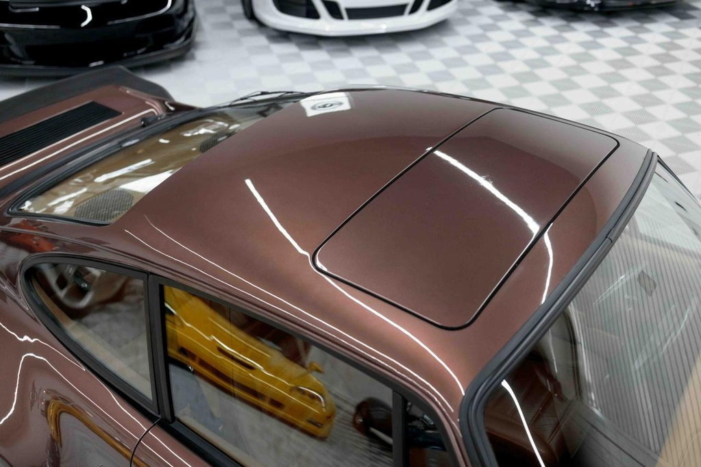 Porsche 911 Turbo 3.0 (US)
