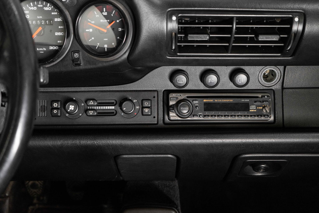 Porsche 993 Carrera 4