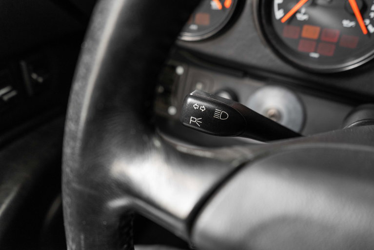 Porsche 993 Carrera 4