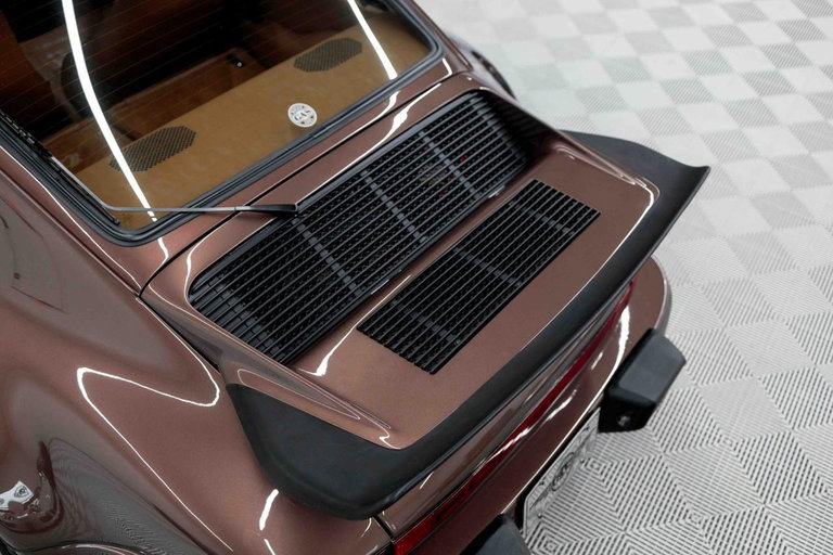 Porsche 911 Turbo 3.0 (US)