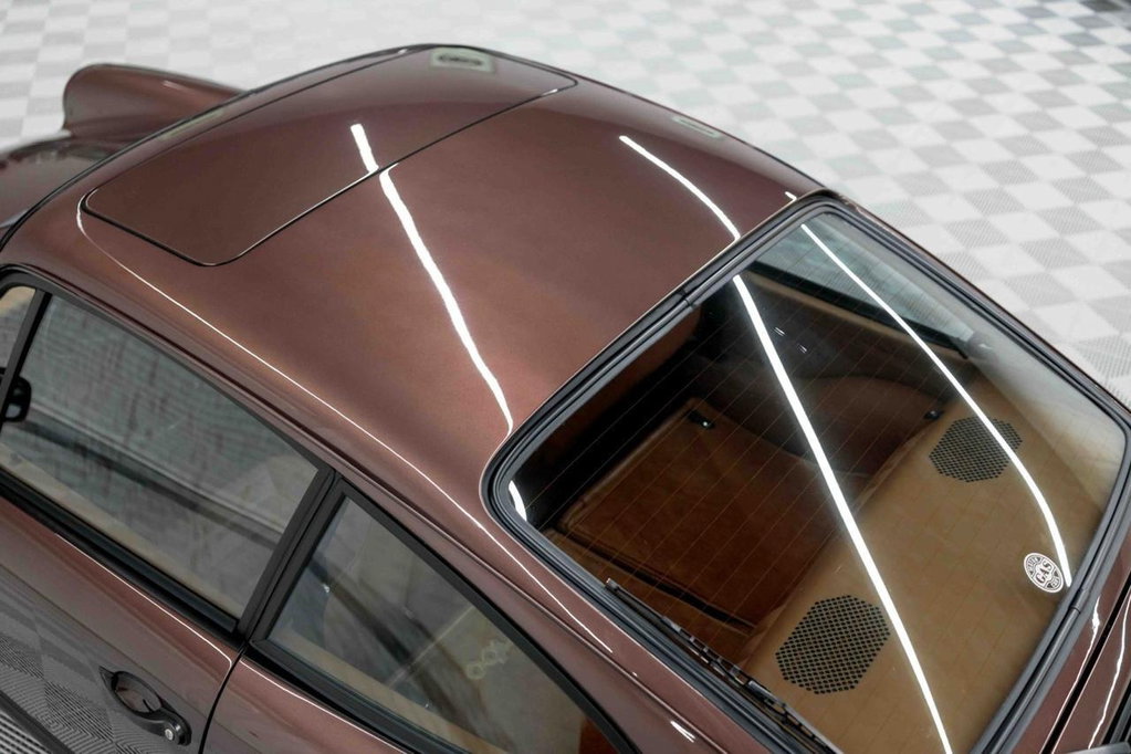 Porsche 911 Turbo 3.0 (US)