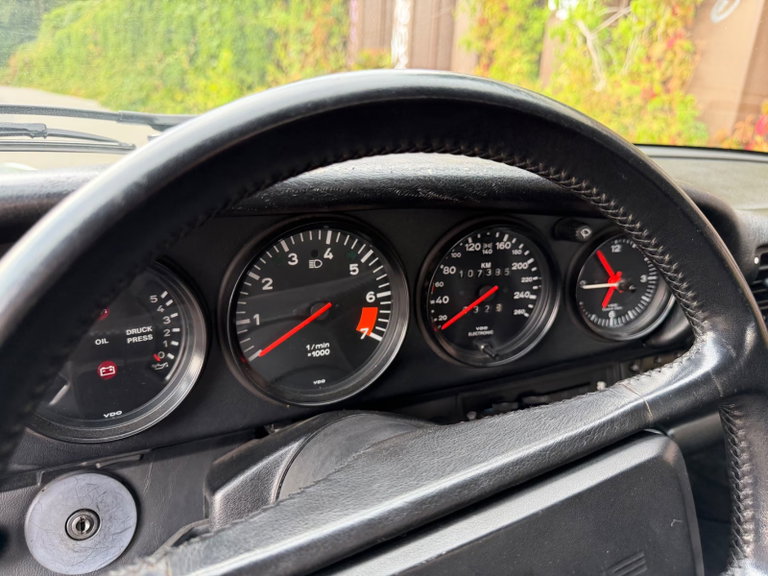 Porsche 911 Carrera 3.2 Speedster