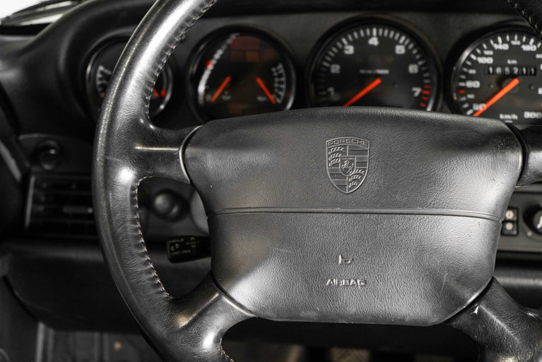 Porsche 993 Carrera 4