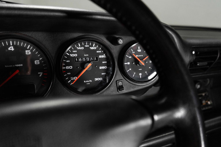 Porsche 993 Carrera 4