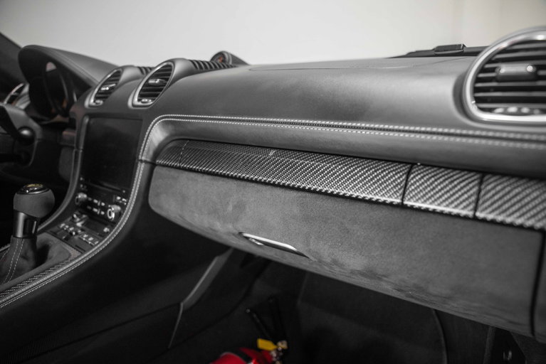 Porsche 718 Cayman GT4 RS
