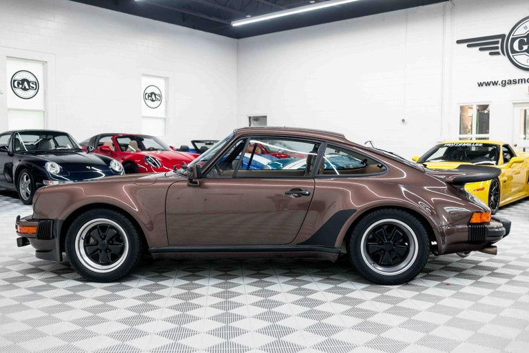 Porsche 911 Turbo 3.0 (US)