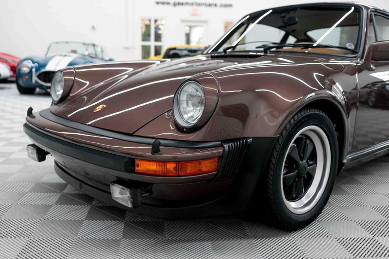 Porsche 911 Turbo 3.0 (US)