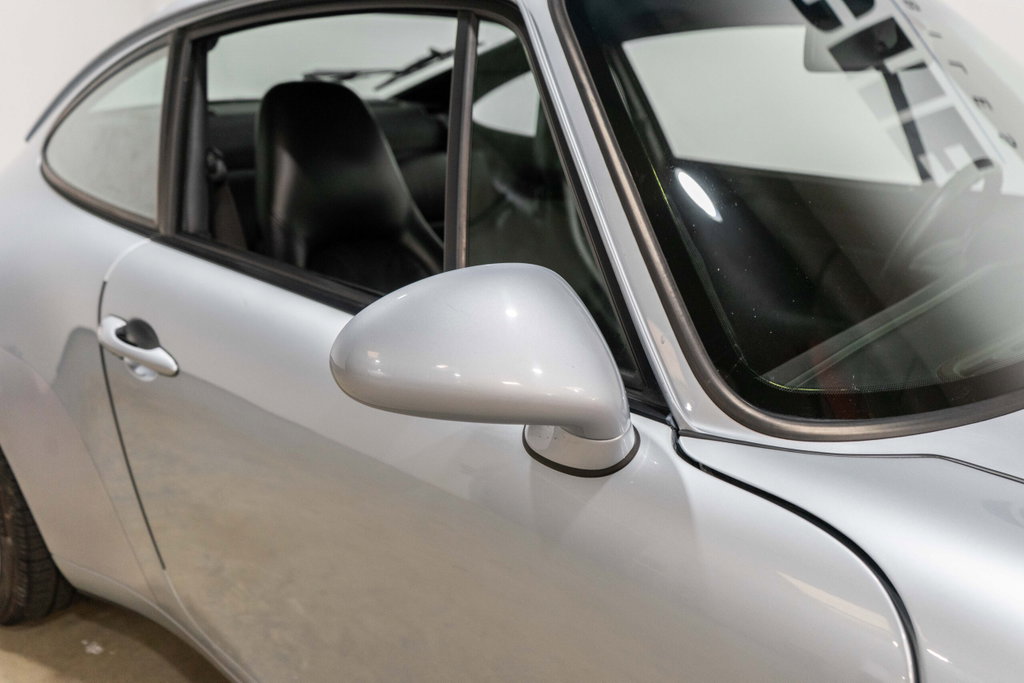 Porsche 993 Carrera 4