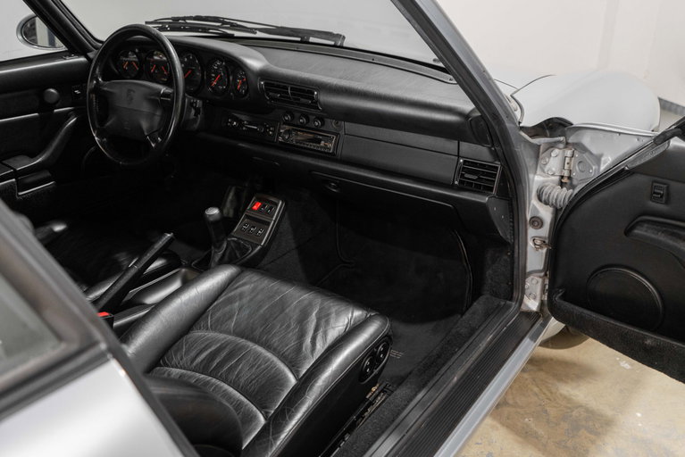 Porsche 993 Carrera 4