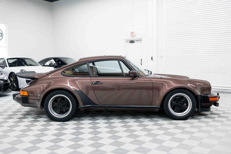 Porsche 911 Turbo 3.0 (US)
