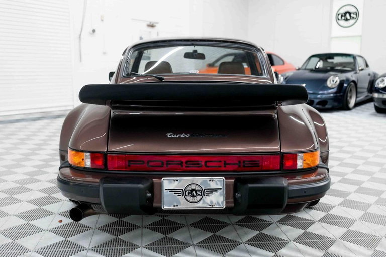 Porsche 911 Turbo 3.0 (US)