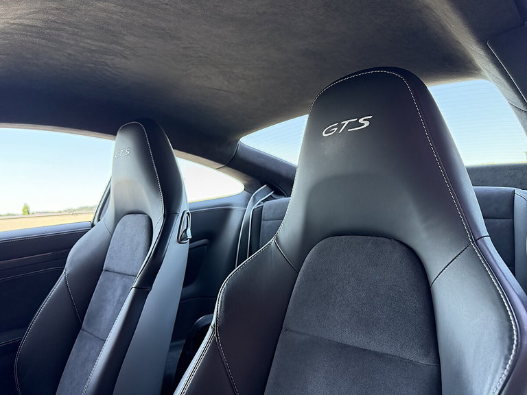 Porsche 991 Carrera GTS