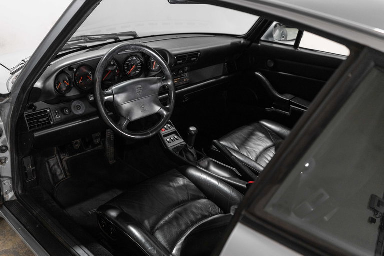 Porsche 993 Carrera 4