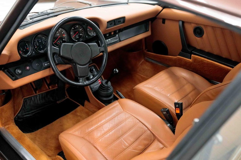 Porsche 911 Turbo 3.0 (US)