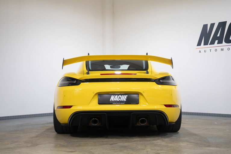 Porsche 718 Cayman GT4 RS