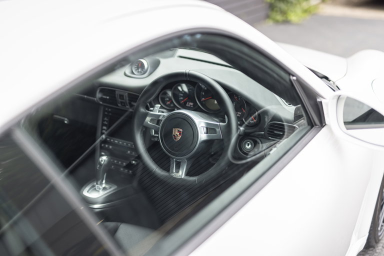 Porsche 997.2 Carrera GTS