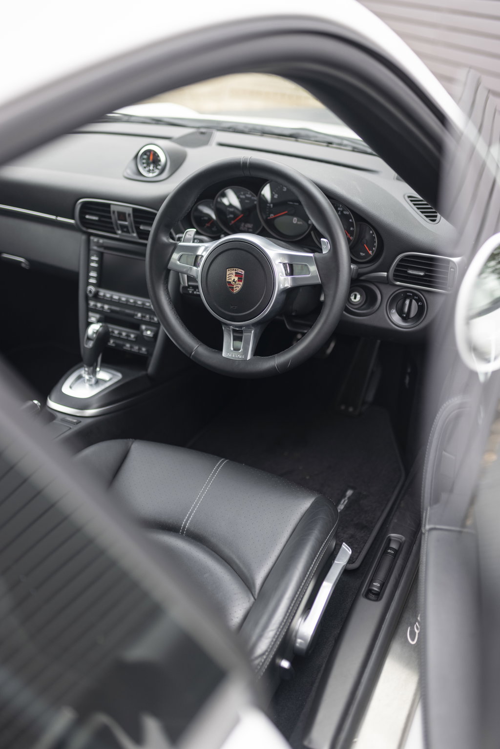 Porsche 997.2 Carrera GTS
